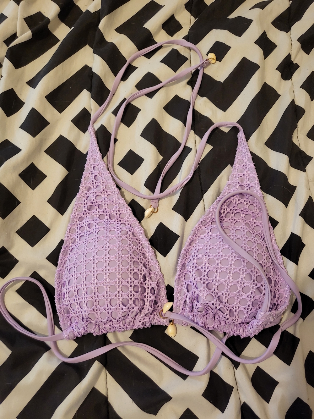 Zaful Lavender Crochet Triangle Bikini Top With Puka Shells Size 12/14